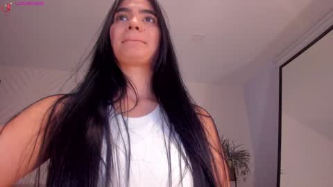 Snapshot of natyferrer chatting on 01.24.25 Naty Ferrer online show from 01.24.25