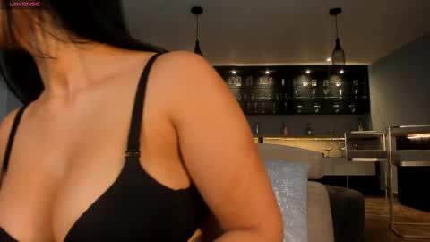 Snapshot of natyferrer chatting on 03.02.25 Naty Ferrer online show from 03.02.25