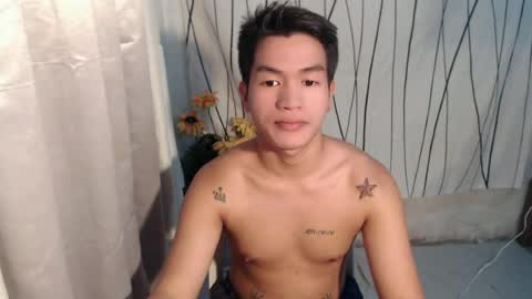 Snapshot of naughty_angelo chatting on 06.12.26 naughty_angelo online show from 06.12.26