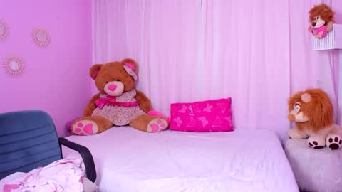 Zoe online show from 12.20.24