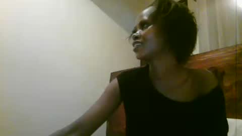 Snapshot of naughty_babe000 chatting on 06.28.26 alisha online show from 06.28.26
