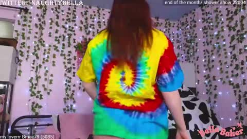 Snapshot of naughty_bella99 chatting on 02.24.25 bella online show from 02.24.25