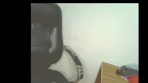 Snapshot of naughty_bitch0 chatting on 05.06.26 Jasmin online show from 05.06.26