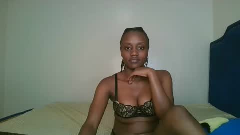 naughty_ellaa online show from 09.26.25