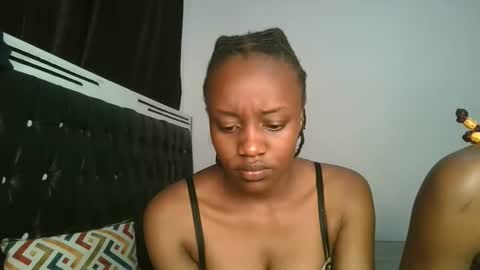 naughty_ellaa online show from 10.12.25