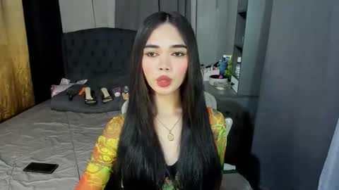 emma online show from 04.25.26