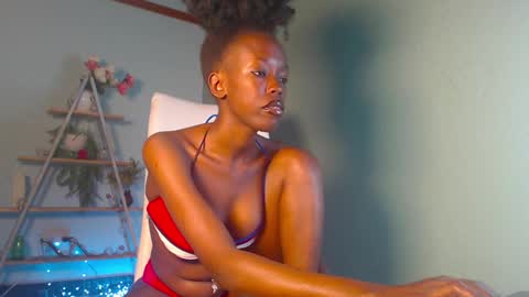 Snapshot of naughty_katrina1 chatting on 12.26.24 naughty_katrina1 online show from 12.26.24