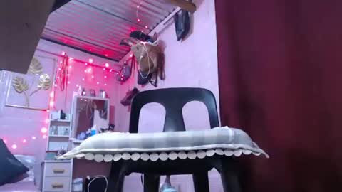 naughty_lorien143 online show from 12.18.25