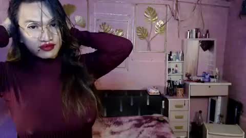 naughty_lorien143 online show from 03.25.26