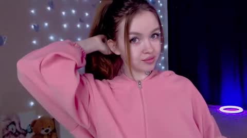 Snapshot of naughty_mablee chatting on 02.15.26 Mable online show from 02.15.26