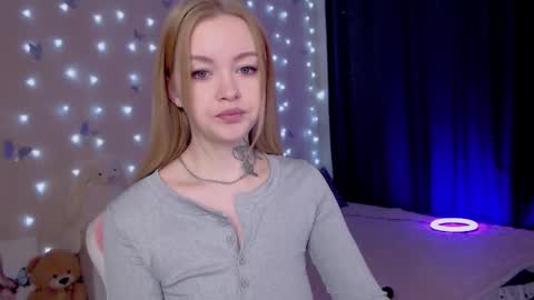 Snapshot of naughty_mablee chatting on 02.25.26 Mable online show from 02.25.26