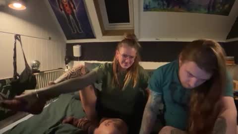 Freyja and Baldur online show from 10.12.25