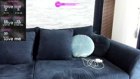 Elena online show from 04.21.26