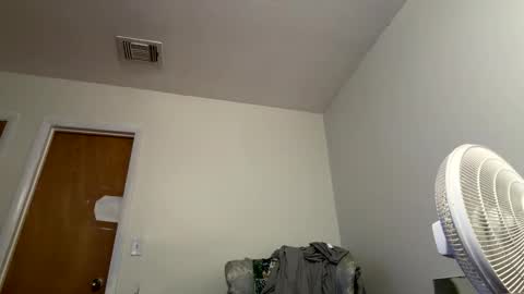 Snapshot of naughtydaddy83 chatting on 11.06.25 naughtydaddy83 online show from 11.06.25