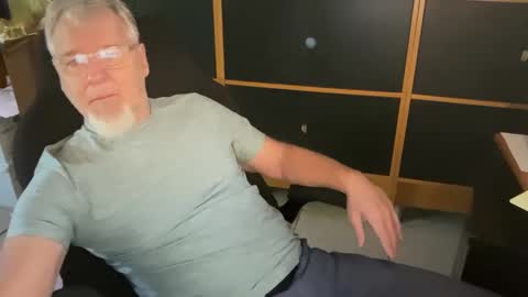 Snapshot of naughtydaddyla chatting on 11.08.25 naughtydaddyla online show from 11.08.25