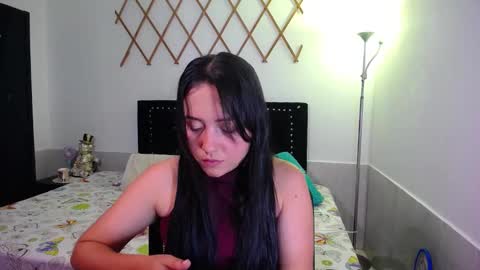 Valeria  online show from 10.15.25