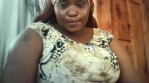 naughtylisah online show from 11.18.25