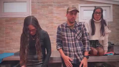 ANDREA STEPH  MIKE online show from 11.05.25