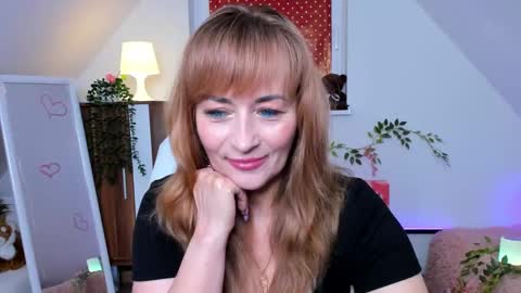 Snapshot of naughtymilane chatting on 10.11.25 Milana - on air every day except Wednesday from 9 pm to 4 am European time online show from 10.11.25