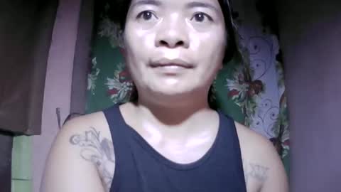 naughtymom_33 online show from 05.22.26