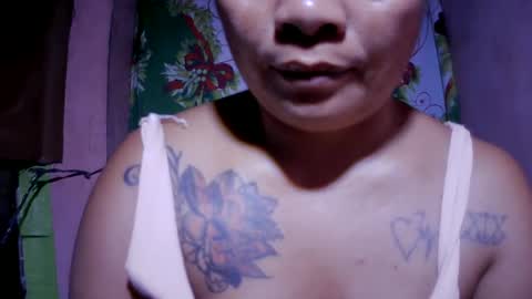 naughtymom_33 online show from 06.16.26
