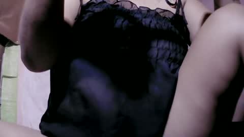 naughtymom_33 online show from 06.30.26