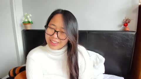 Gigi Chu  online show from 03.25.26