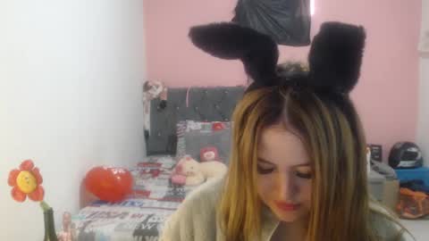 Snapshot of naughtyplayass chatting on 03.12.25 naughtyplayass online show from 03.12.25