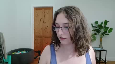 Snapshot of naughtyrapunzel7 chatting on 12.09.24 Ella - Naughty Rapunzel online show from 12.09.24