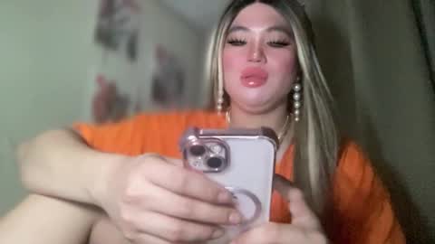 Rose Wilson online show from 03.04.25