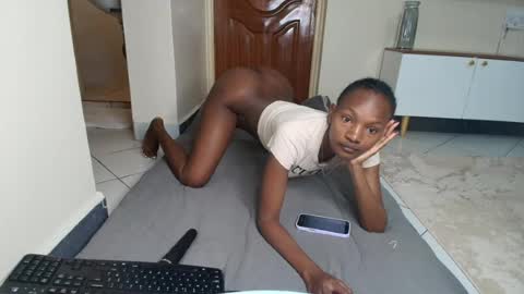 Snapshot of naughtyruby12 chatting on 06.16.26 shyreen online show from 06.16.26