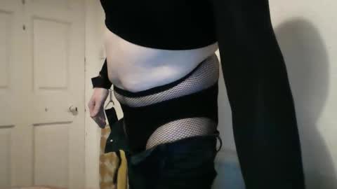 navel_gazing_submissive online show from 12.22.25