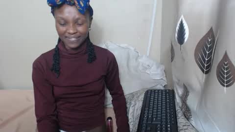 nawtylarissa_ online show from 09.24.25