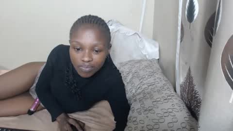 nawtylarissa_ online show from 10.01.25