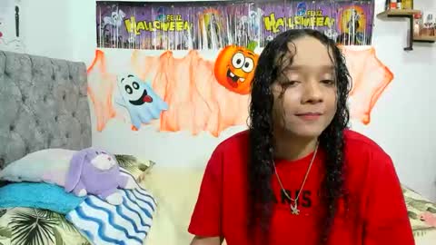 nay_and_aleja online show from 10.24.25