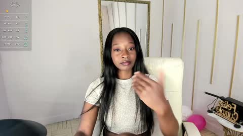 Nayaris 3 online show from 01.14.25