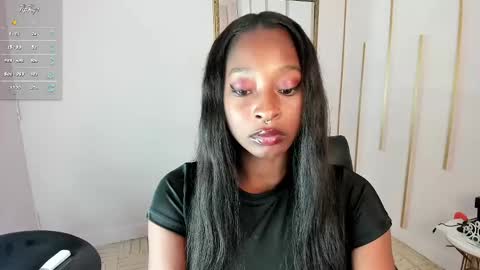 Nayaris 3 online show from 02.11.25