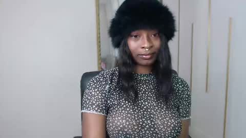 Nayaris 3 online show from 05.12.26