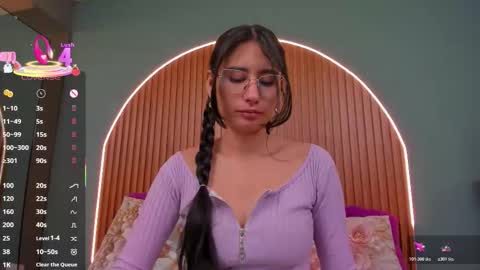 Naye  online show from 01.15.26