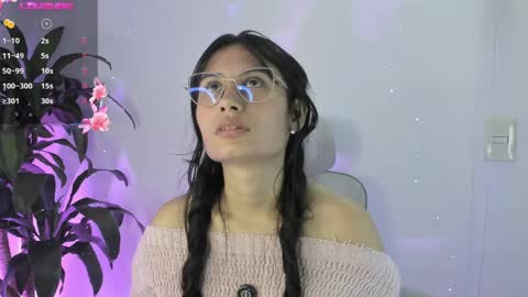 Naye  online show from 04.07.26