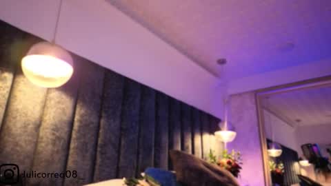 Juli  online show from 02.10.26