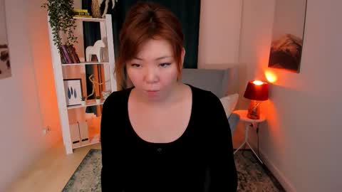 Snapshot of nazu_chan chatting on 10.20.25 Natzuko online show from 10.20.25