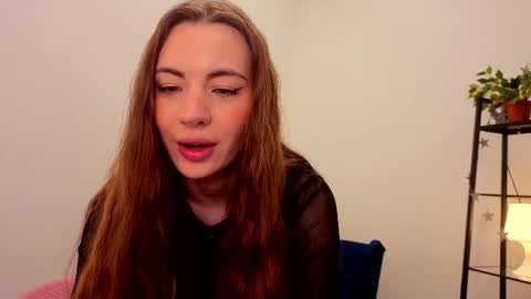 Mia online show from 03.30.26