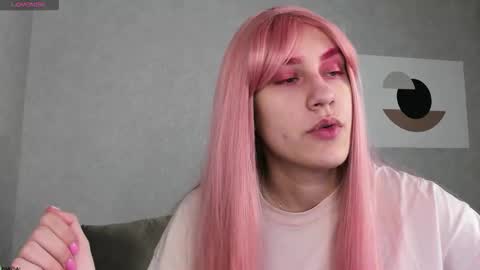 Nedzumi online show from 12.17.25