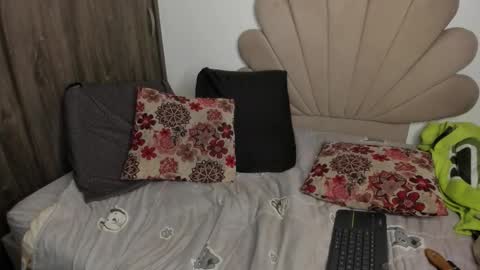 Nei turn green online show from 10.17.25