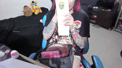 Geek Nicole    im Neeko UwU online show from 01.17.26