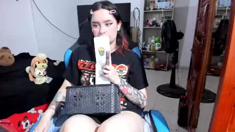 Geek Nicole    im Neeko UwU online show from 05.28.26