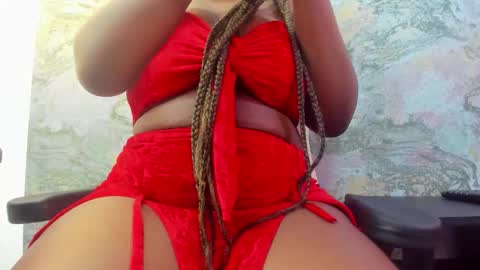 Nefer  online show from 11.06.25