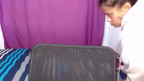 Snapshot of negrita_25 chatting on 09.21.25 Zoe online show from 09.21.25