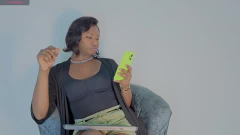 NeHandra Clarck online show from 03.28.26